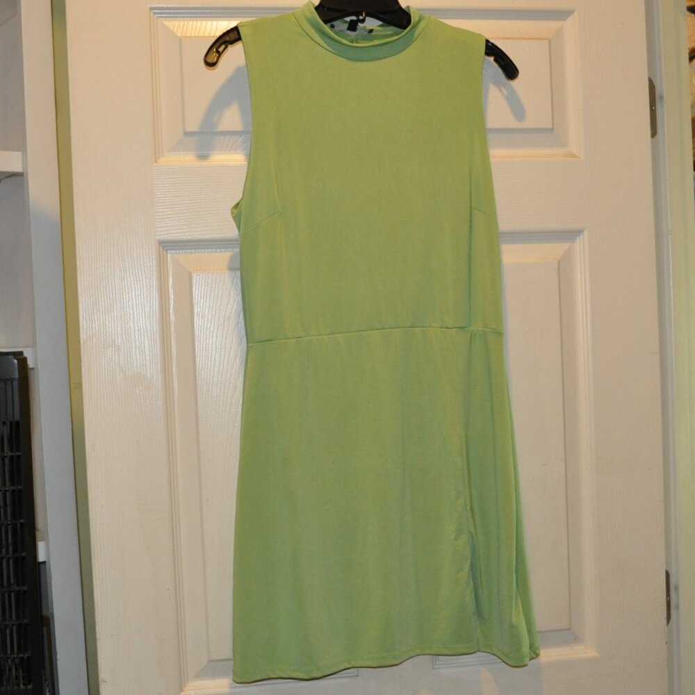 Lulu's Dress Size XL Spring Green Fit and Flare Sleeveless Casual Wedding Guest